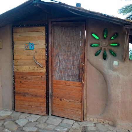 Отель Kibbutz Lotan Eco-Campus Экстерьер фото