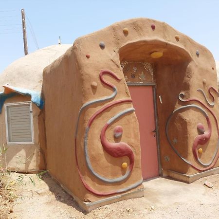Отель Kibbutz Lotan Eco-Campus Экстерьер фото