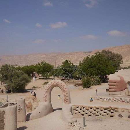 Отель Kibbutz Lotan Eco-Campus Экстерьер фото